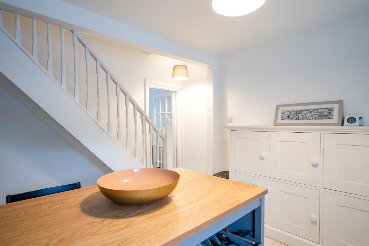 Stunning 2-Bedroom Home In City Centre With Wi-Fi! Royal Tunbridge Wells Exterior foto
