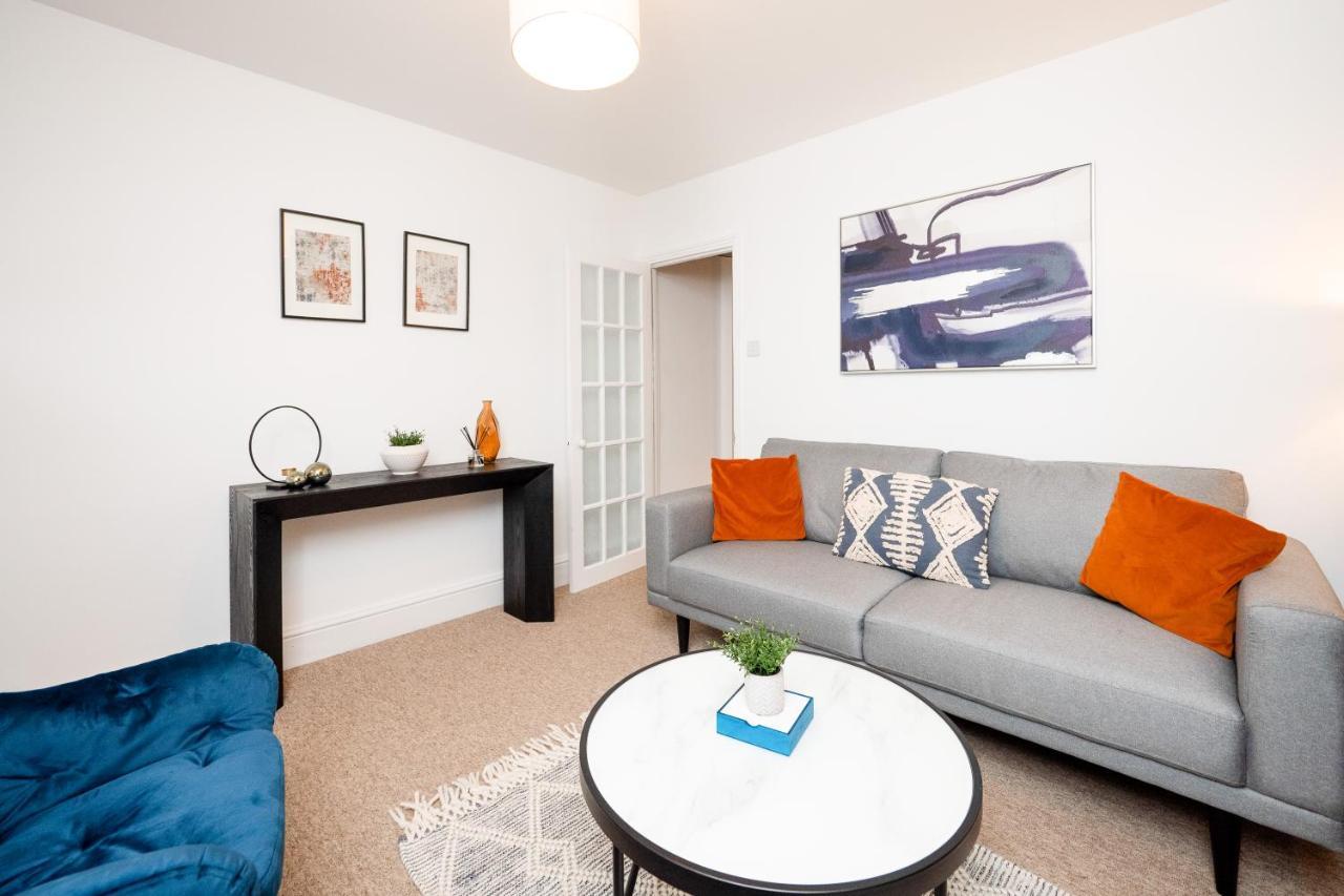 Stunning 2-Bedroom Home In City Centre With Wi-Fi! Royal Tunbridge Wells Exterior foto