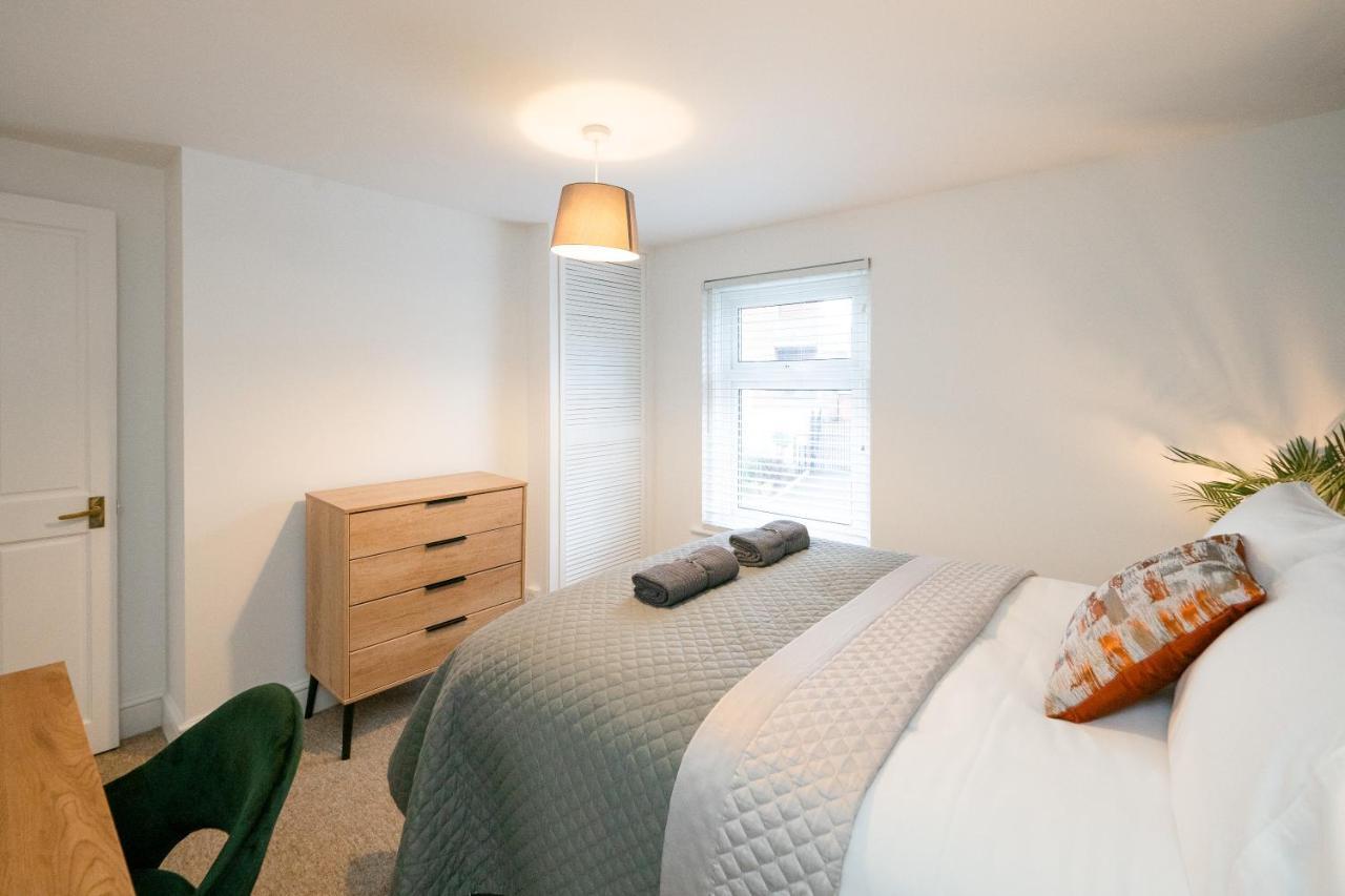 Stunning 2-Bedroom Home In City Centre With Wi-Fi! Royal Tunbridge Wells Exterior foto