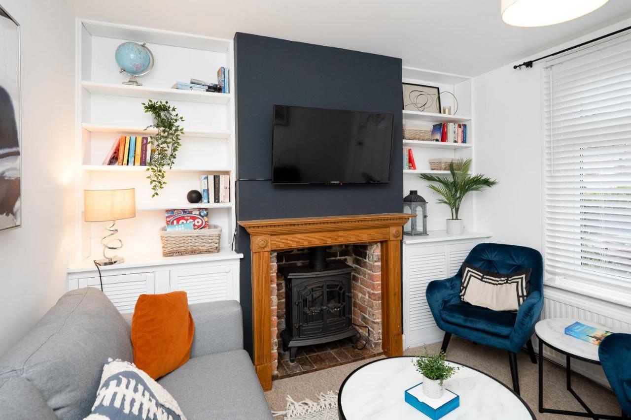 Stunning 2-Bedroom Home In City Centre With Wi-Fi! Royal Tunbridge Wells Exterior foto