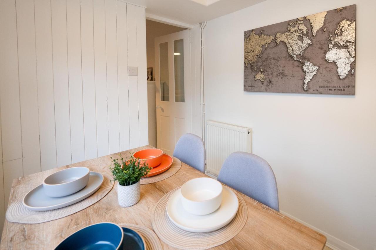 Stunning 2-Bedroom Home In City Centre With Wi-Fi! Royal Tunbridge Wells Exterior foto