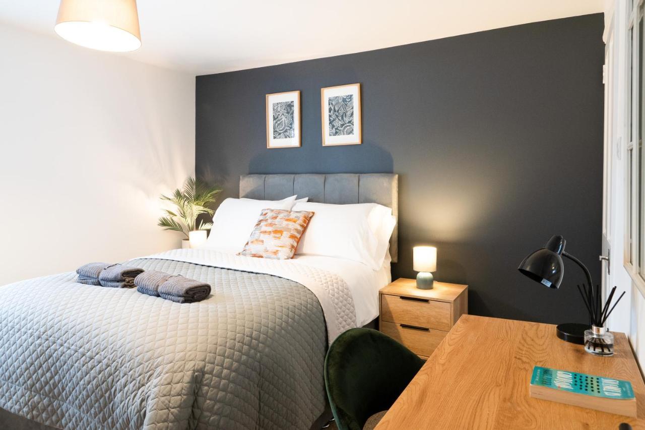 Stunning 2-Bedroom Home In City Centre With Wi-Fi! Royal Tunbridge Wells Exterior foto